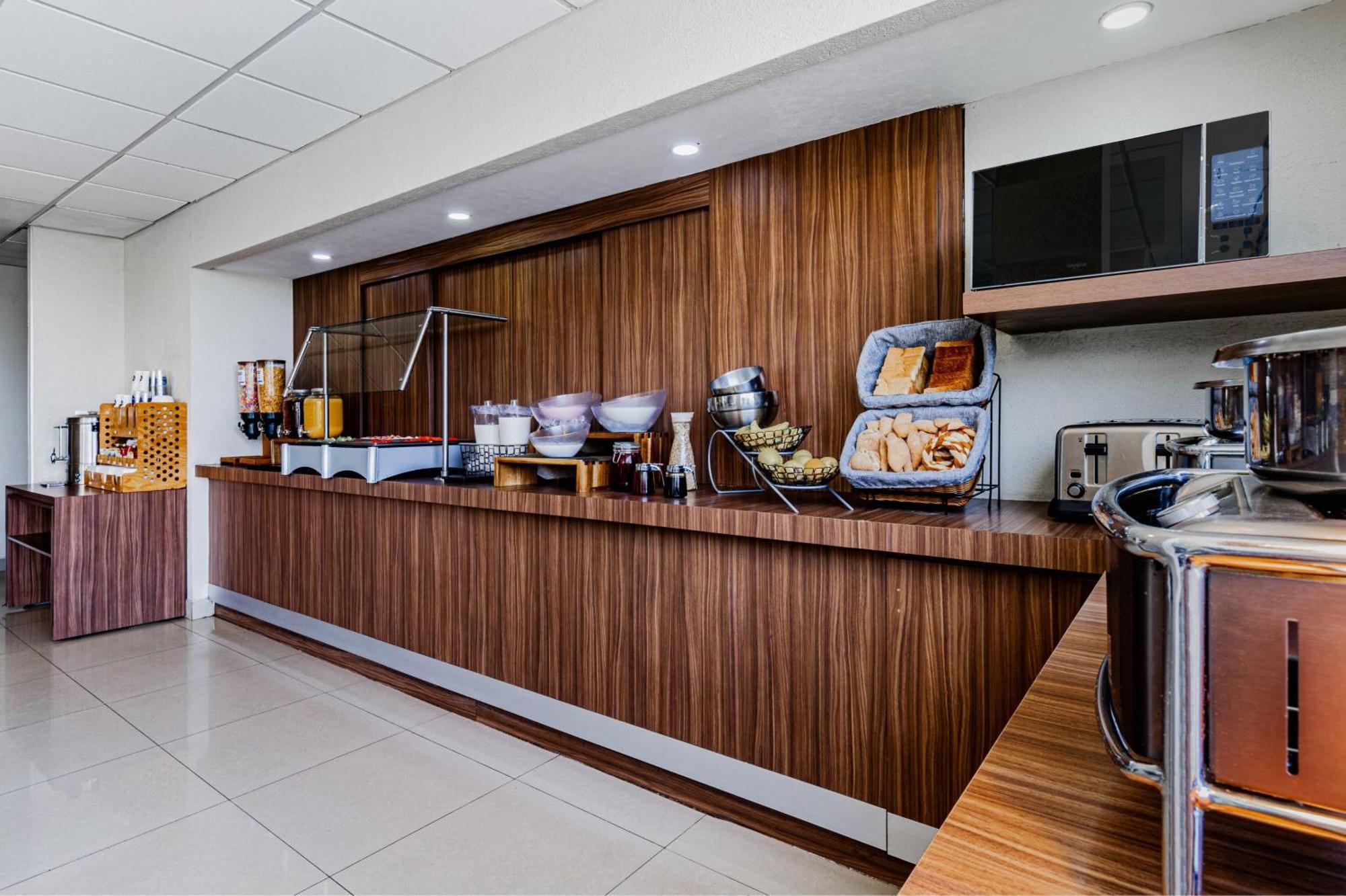 City Express By Marriott Tuxtla Gutiérrez מראה חיצוני תמונה