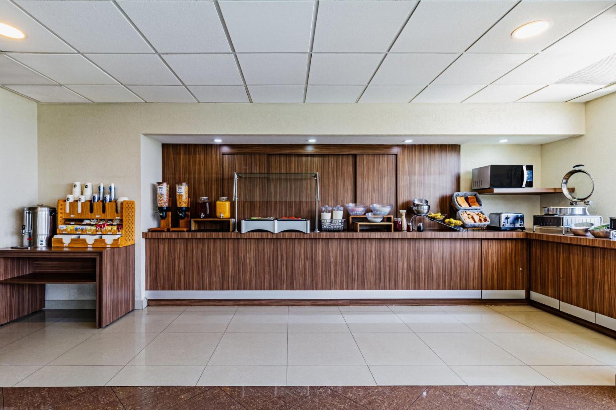 City Express By Marriott Tuxtla Gutiérrez מראה חיצוני תמונה